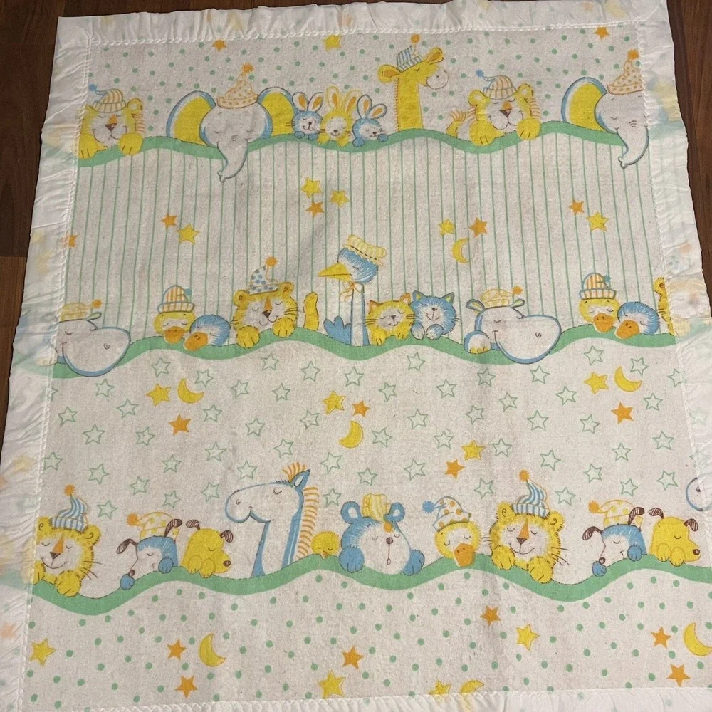 Vintage Satin Edge Baby Blanket Star Moon Sleepy Giraffe Duck Dog Cat Tiger Bear
